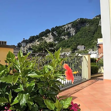 Maria Amalfi